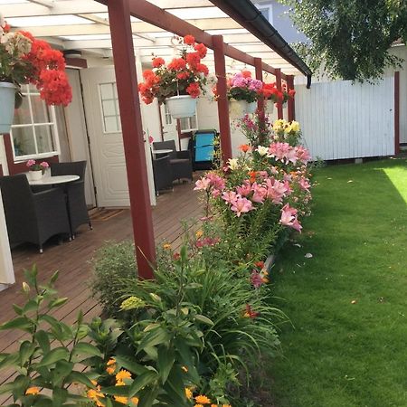 Kalkstenens Bed And Breakfast Morbylanga Exterior photo